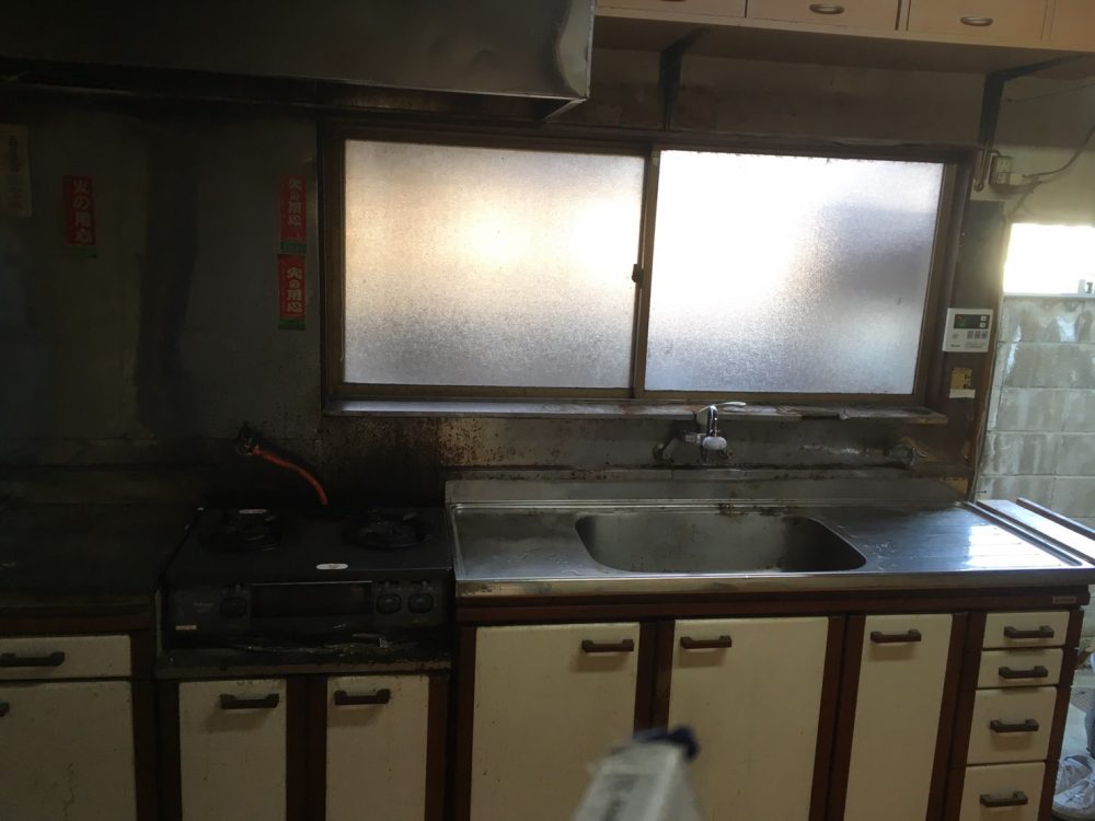 前橋市でトクラスのシステムキッチンのリフォーム工事完了しました – ミヤケンリフォーム