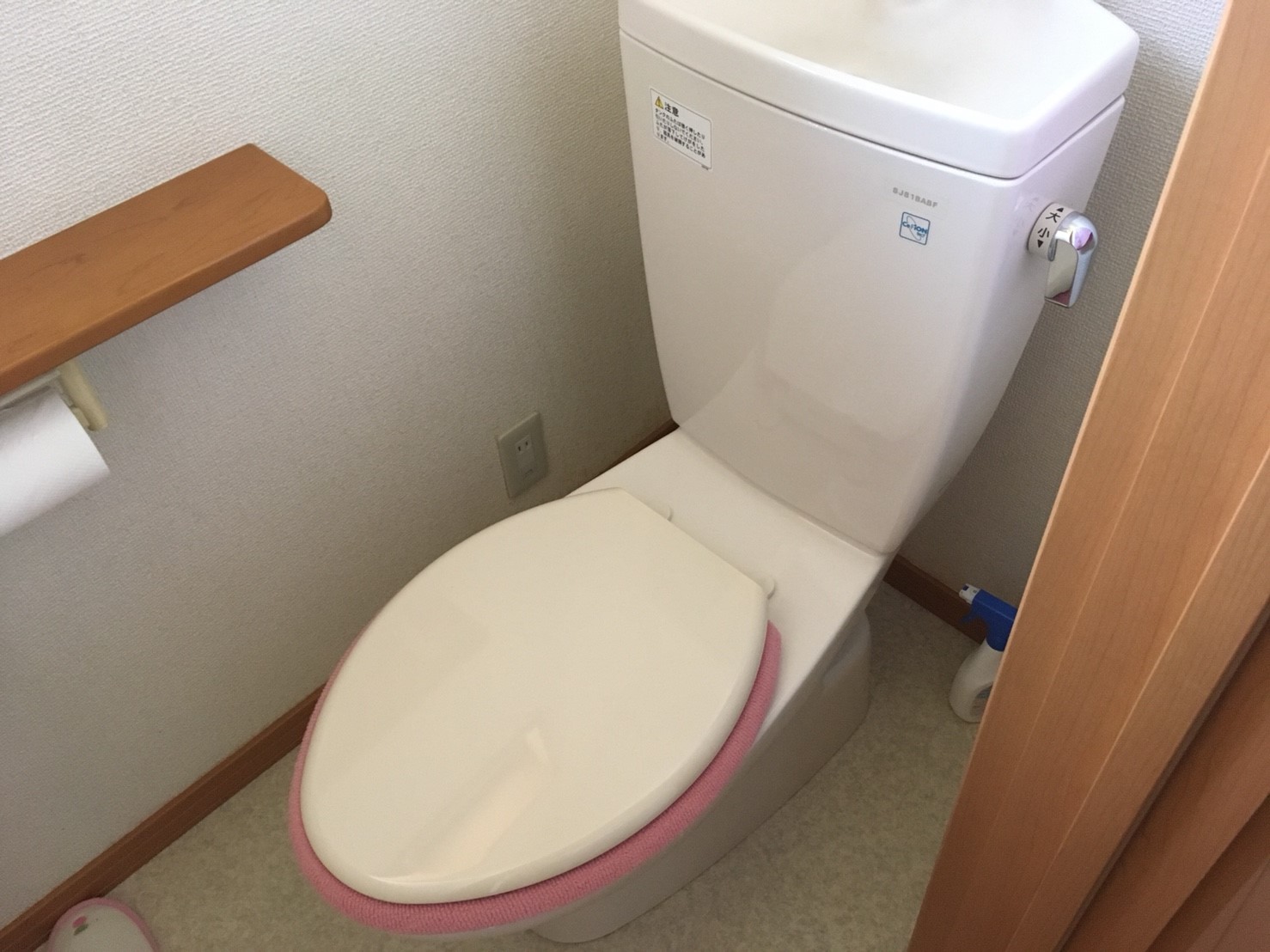 伊勢崎市にてトイレ・洗面化粧台の交換工事の現場調査にお伺いしました