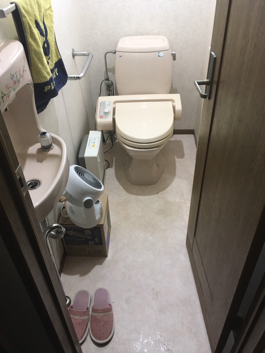 顧客様のお家にトイレのお見積りにお伺いいたしました！【アラウーノＳⅡ】