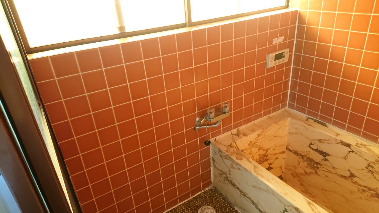 高崎市にてお風呂工事の現場調査に行ってきました。