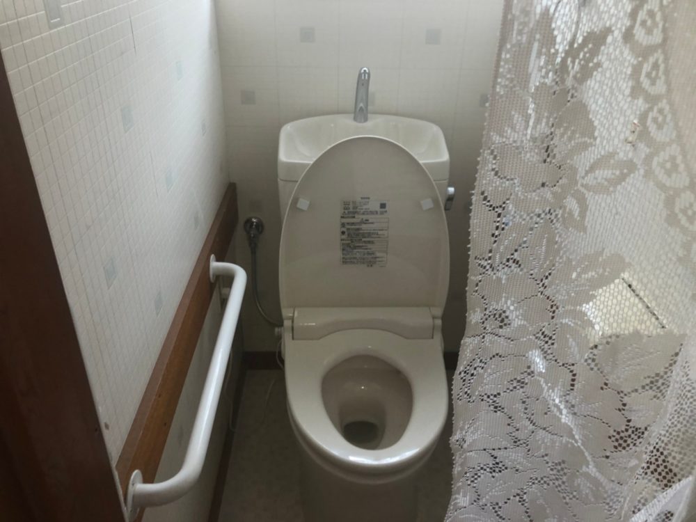 前橋市顧客様のお家にてトイレの交換工事が完了しました。