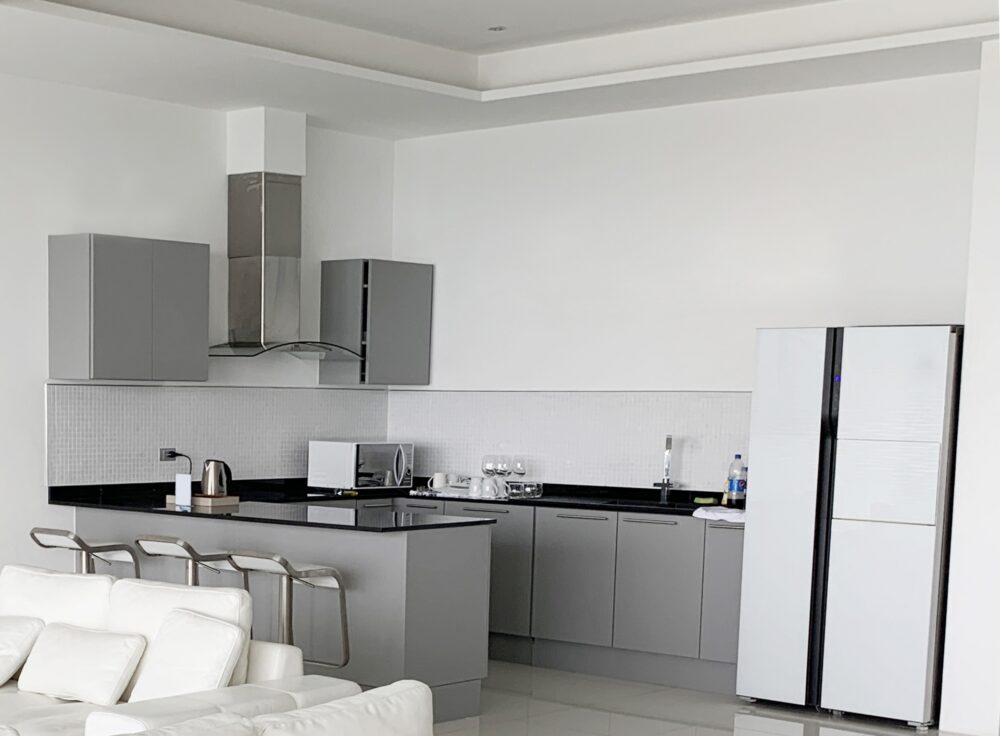 【2025年最新版】I型・L型・Ⅱ型キッチンのそれぞれの特徴は?気になる費用相場も解説 |群馬県内施工実績No1のミヤケンリフォーム