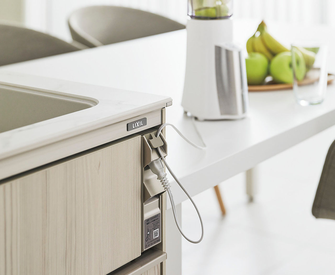 LIXIL キッチン コンセント ミヤケン リフォーム